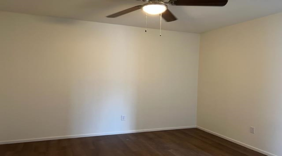 3114 Rosario St, Laredo, Texas 78043, 1 Bedroom Bedrooms, 3 Rooms Rooms,1 BathroomBathrooms,Residential,For Rent,3114 Rosario St,20254538