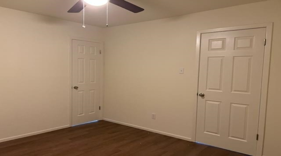 3114 Rosario St, Laredo, Texas 78043, 1 Bedroom Bedrooms, 3 Rooms Rooms,1 BathroomBathrooms,Residential,For Rent,3114 Rosario St,20254538
