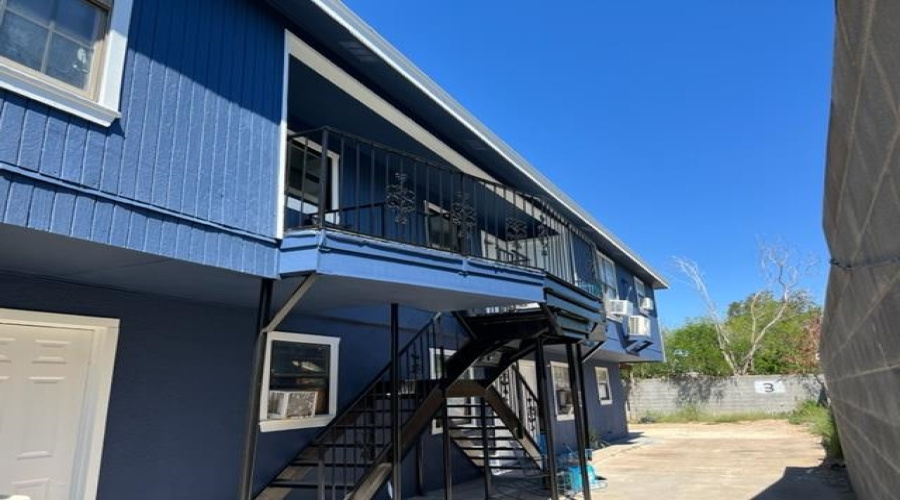 3114 Rosario St, Laredo, Texas 78043, 1 Bedroom Bedrooms, 3 Rooms Rooms,1 BathroomBathrooms,Residential,For Rent,3114 Rosario St,20254538