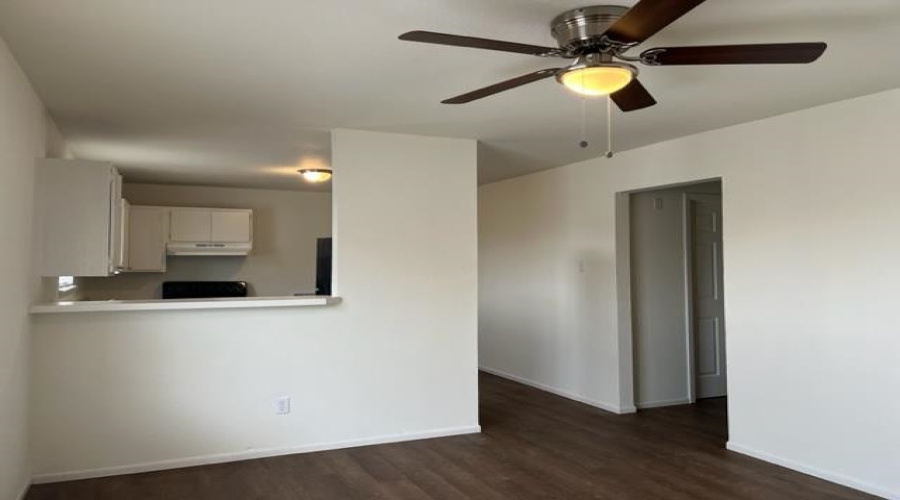 3114 Rosario St, Laredo, Texas 78043, 1 Bedroom Bedrooms, 3 Rooms Rooms,1 BathroomBathrooms,Residential,For Rent,3114 Rosario St,20254538