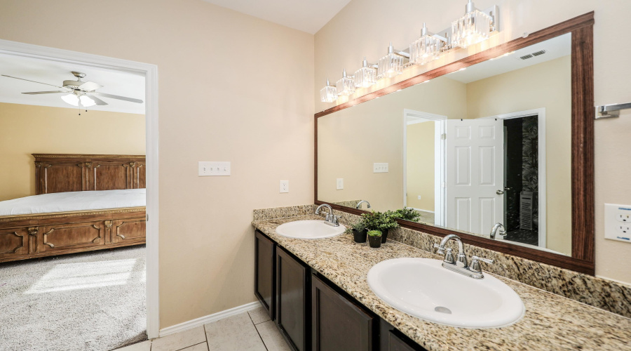 5519 Shorthorn Dr., LAREDO, Texas 78046, 3 Bedrooms Bedrooms, 6 Rooms Rooms,2 BathroomsBathrooms,Residential,For Sale,5519 Shorthorn Dr.,20254539