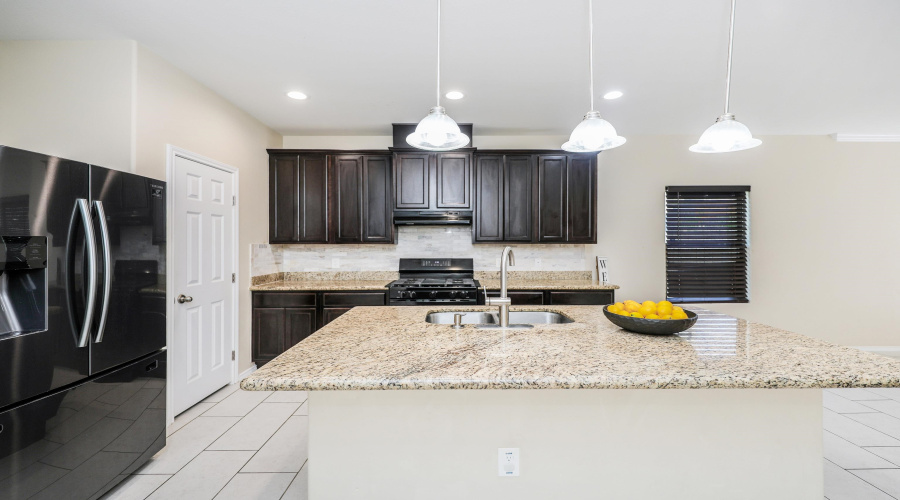 5519 Shorthorn Dr., LAREDO, Texas 78046, 3 Bedrooms Bedrooms, 6 Rooms Rooms,2 BathroomsBathrooms,Residential,For Sale,5519 Shorthorn Dr.,20254539