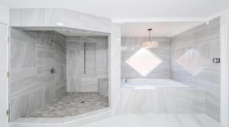 129 North Ave, Laredo, Texas 78045, 4 Bedrooms Bedrooms, 8 Rooms Rooms,4 BathroomsBathrooms,Residential,For Sale,129 North Ave,20254540