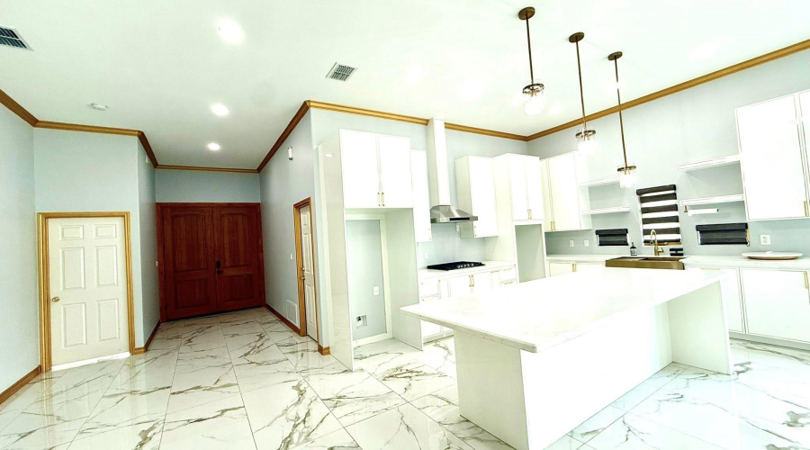 412 Soubirous Rd, Laredo, Texas 78045, 3 Bedrooms Bedrooms, 6 Rooms Rooms,2 BathroomsBathrooms,Residential,For Sale,412 Soubirous Rd,20254545