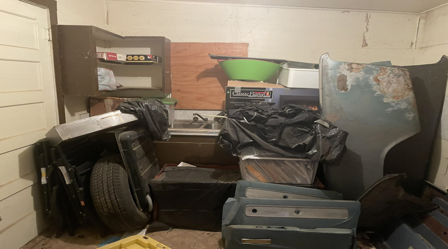 707 Sanders Ave, Laredo, Texas 78040, 2 Bedrooms Bedrooms, 5 Rooms Rooms,1 BathroomBathrooms,Residential,For Sale,707 Sanders Ave,20254549