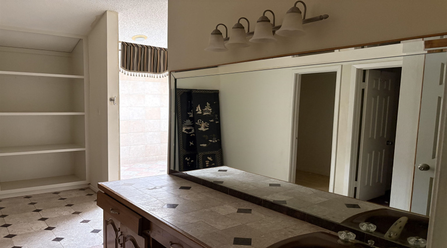 511 Martens Rd, LAREDO, Texas 78041, 3 Bedrooms Bedrooms, 7 Rooms Rooms,4 BathroomsBathrooms,Residential,For Sale,511 Martens Rd,20254566