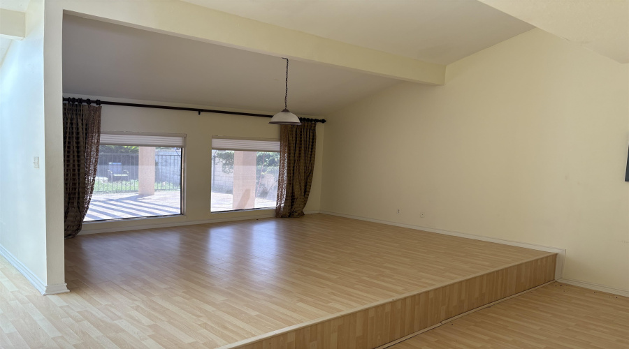 511 Martens Rd, LAREDO, Texas 78041, 3 Bedrooms Bedrooms, 7 Rooms Rooms,4 BathroomsBathrooms,Residential,For Sale,511 Martens Rd,20254566