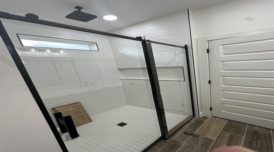 2615 Jean St, Laredo, Texas 78046, 3 Bedrooms Bedrooms, 5 Rooms Rooms,2 BathroomsBathrooms,Residential,For Sale,2615 Jean St,20254567