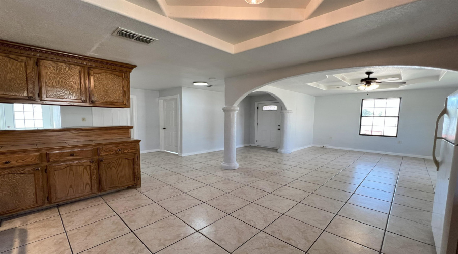 1032 Falcon Ln, Zapata, Texas 78076, 3 Bedrooms Bedrooms, 5 Rooms Rooms,2 BathroomsBathrooms,Residential,For Sale,1032 Falcon Ln,20254568