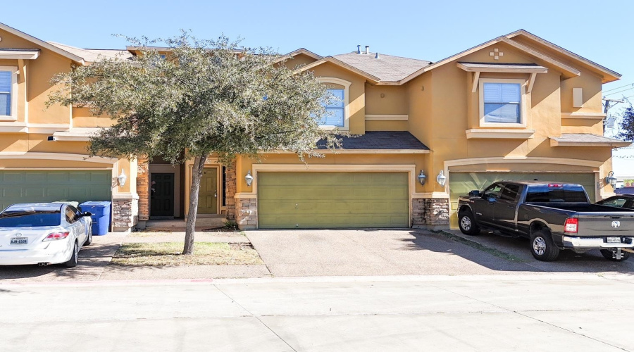 9310 Albany Dr, Laredo, Texas 78045-8617, 4 Bedrooms Bedrooms, 4 Rooms Rooms,2 BathroomsBathrooms,Residential,For Rent,9310 Albany Dr,20254575