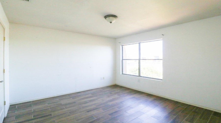 9310 Albany Dr, Laredo, Texas 78045-8617, 4 Bedrooms Bedrooms, 4 Rooms Rooms,2 BathroomsBathrooms,Residential,For Rent,9310 Albany Dr,20254575