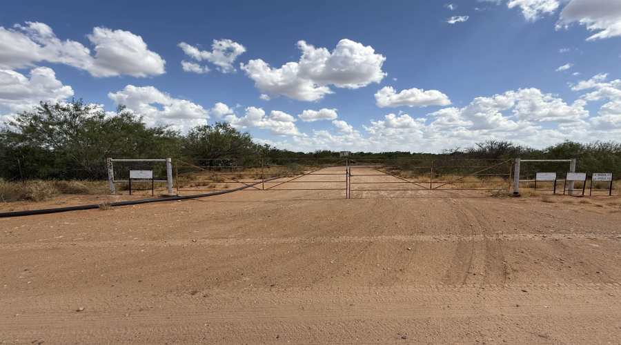 6252b Ranch Rd, Laredo, Texas 78043, ,Land,For Sale,6252b Ranch Rd,20253929