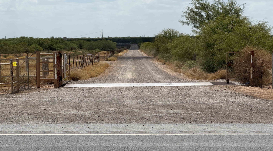 6252b Ranch Rd, Laredo, Texas 78043, ,Land,For Sale,6252b Ranch Rd,20253929