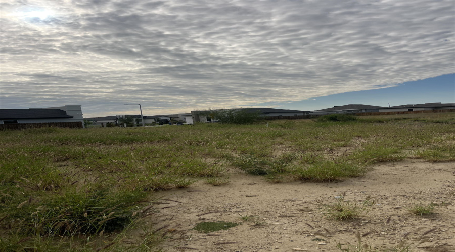 6704 El Jinete Dr., Laredo, Texas 78046, ,Land,For Sale,6704 El Jinete Dr.,20254572