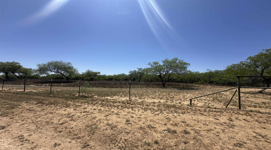 1 Well Ln, Laredo, Texas 78045, ,Land,For Sale,1 Well Ln,20254576