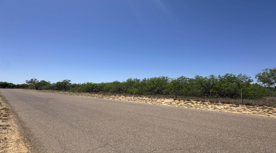 1 Well Ln, Laredo, Texas 78045, ,Land,For Sale,1 Well Ln,20254576