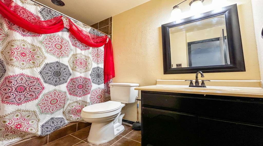 402 Prescott Lp, LAREDO, Texas 78043, 3 Bedrooms Bedrooms, 6 Rooms Rooms,2 BathroomsBathrooms,Residential,For Sale,402 Prescott Lp,20254602