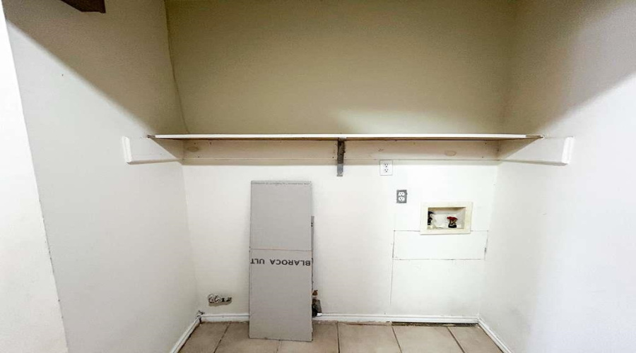 402 Prescott Lp, LAREDO, Texas 78043, 3 Bedrooms Bedrooms, 6 Rooms Rooms,2 BathroomsBathrooms,Residential,For Sale,402 Prescott Lp,20254602