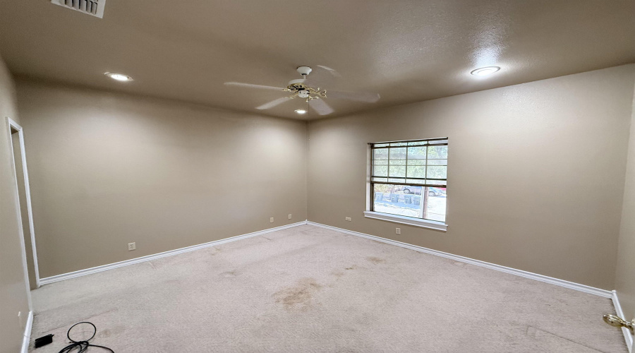 1401 Gustavus St, Laredo, Texas 78040, 2 Bedrooms Bedrooms, 4 Rooms Rooms,1 BathroomBathrooms,Residential,For Sale,1401 Gustavus St,20254606