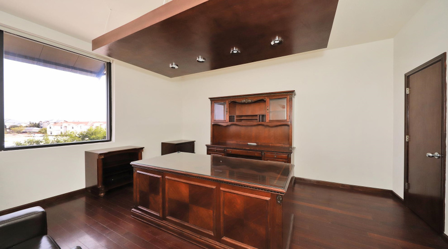 2344 Laguna Del Mar Ct, LAREDO, Texas 78041, 1 Room Rooms,1 BathroomBathrooms,Commercial retail/office,For Rent,2344 Laguna Del Mar Ct,20254605