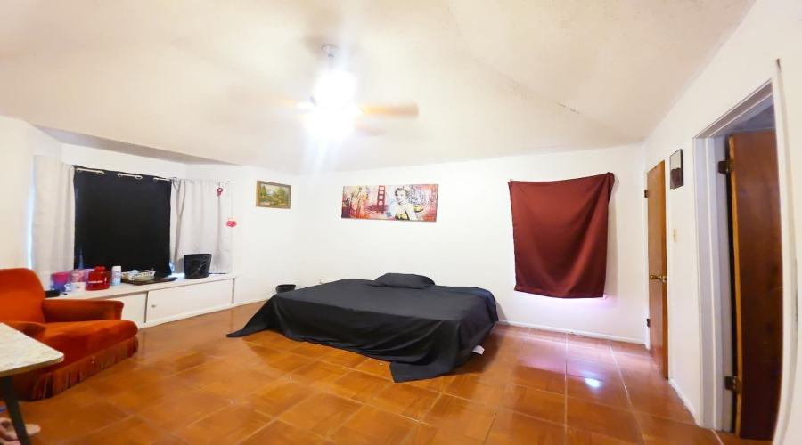104 Center Rd, laredo, Texas 78045, 3 Bedrooms Bedrooms, 6 Rooms Rooms,2 BathroomsBathrooms,Residential,For Sale,104 Center Rd,20254608