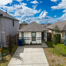 3626 Joaquin Ponce, Laredo, Texas 78046, 4 Bedrooms Bedrooms, 6 Rooms Rooms,2 BathroomsBathrooms,Residential,For Sale,3626 Joaquin Ponce,20253756