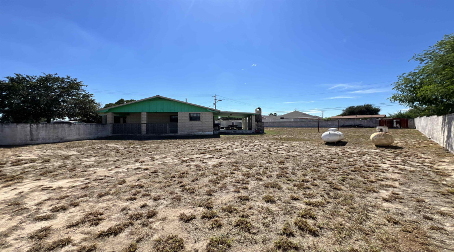 1003 Delmar St., Zapata, Texas 78076, 3 Bedrooms Bedrooms, 7 Rooms Rooms,2 BathroomsBathrooms,Residential,For Sale,1003 Delmar St.,20254615
