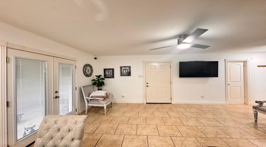 1205 International Blvd, LAREDO, Texas 78045, 2 Bedrooms Bedrooms, 4 Rooms Rooms,2 BathroomsBathrooms,Residential,For Sale,1205 International Blvd,20254616