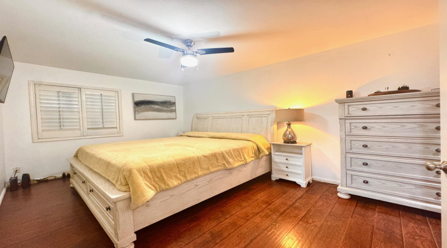 1205 International Blvd, LAREDO, Texas 78045, 2 Bedrooms Bedrooms, 4 Rooms Rooms,2 BathroomsBathrooms,Residential,For Sale,1205 International Blvd,20254616