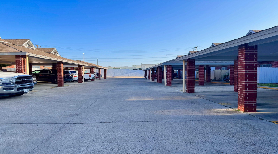 1205 International Blvd, LAREDO, Texas 78045, 2 Bedrooms Bedrooms, 4 Rooms Rooms,2 BathroomsBathrooms,Residential,For Sale,1205 International Blvd,20254616