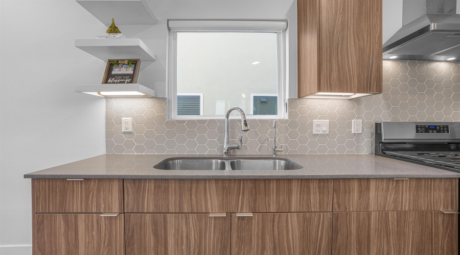 419 Deer Path Loop, LAREDO, Texas 78045, 3 Bedrooms Bedrooms, 7 Rooms Rooms,2 BathroomsBathrooms,Residential,For Sale,419 Deer Path Loop,20254618