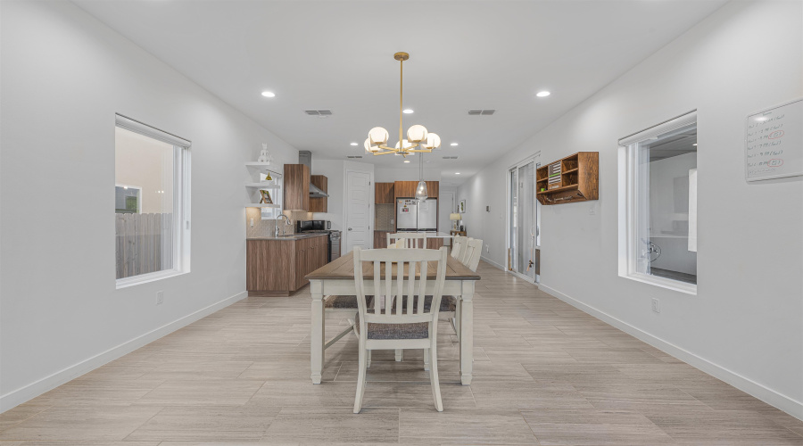 419 Deer Path Loop, LAREDO, Texas 78045, 3 Bedrooms Bedrooms, 7 Rooms Rooms,2 BathroomsBathrooms,Residential,For Sale,419 Deer Path Loop,20254618