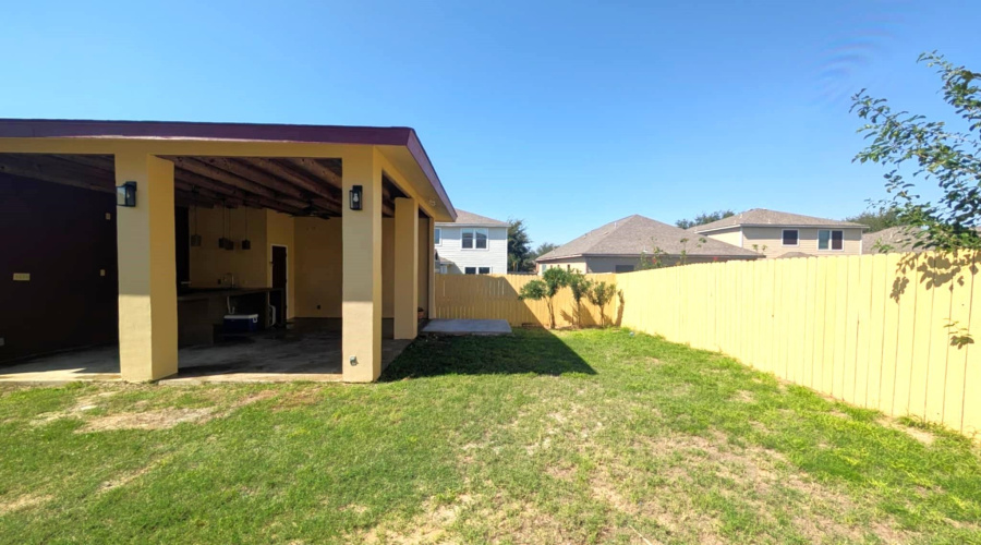 11110 Borrado Dr., LAREDO, Texas 78045, 3 Bedrooms Bedrooms, 2 Rooms Rooms,2 BathroomsBathrooms,Residential,For Rent,11110 Borrado Dr.,20254619