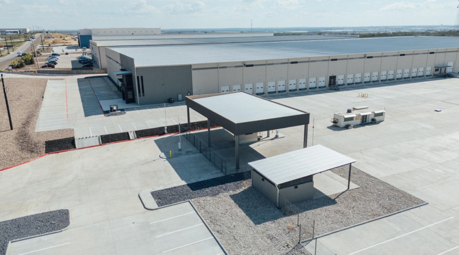 1717 Vidal Cantu Rd., Laredo, Texas 78045, 1 Bedroom Bedrooms, 51 Rooms Rooms,4 BathroomsBathrooms,Commercial/industrial,For Sale,1717 Vidal Cantu Rd.,20254620
