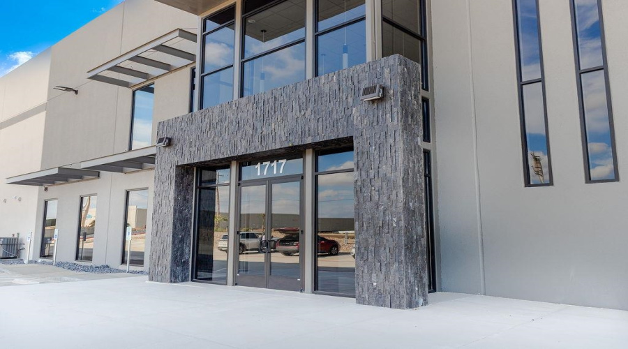 1717 Vidal Cantu Rd., Laredo, Texas 78045, 1 Bedroom Bedrooms, 51 Rooms Rooms,4 BathroomsBathrooms,Commercial/industrial,For Sale,1717 Vidal Cantu Rd.,20254620