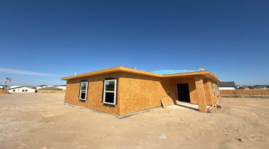 5905 Tavo Dr., Laredo, Texas 78043, 3 Bedrooms Bedrooms, 4 Rooms Rooms,2 BathroomsBathrooms,Residential,For Sale,5905 Tavo Dr.,20254624