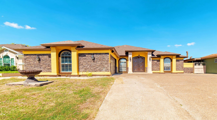 308 Exeter Dr, laredo, Texas 78045, 4 Bedrooms Bedrooms, 7 Rooms Rooms,2 BathroomsBathrooms,Residential,For Sale,308 Exeter Dr,20254628