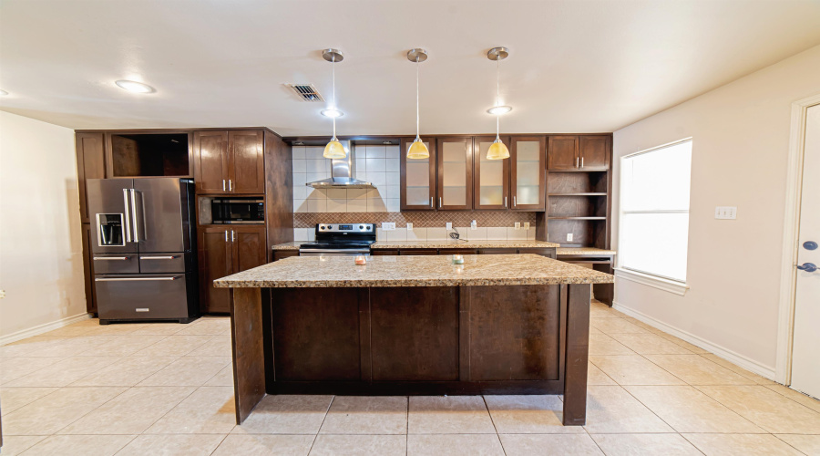 308 Exeter Dr, laredo, Texas 78045, 4 Bedrooms Bedrooms, 7 Rooms Rooms,2 BathroomsBathrooms,Residential,For Sale,308 Exeter Dr,20254628