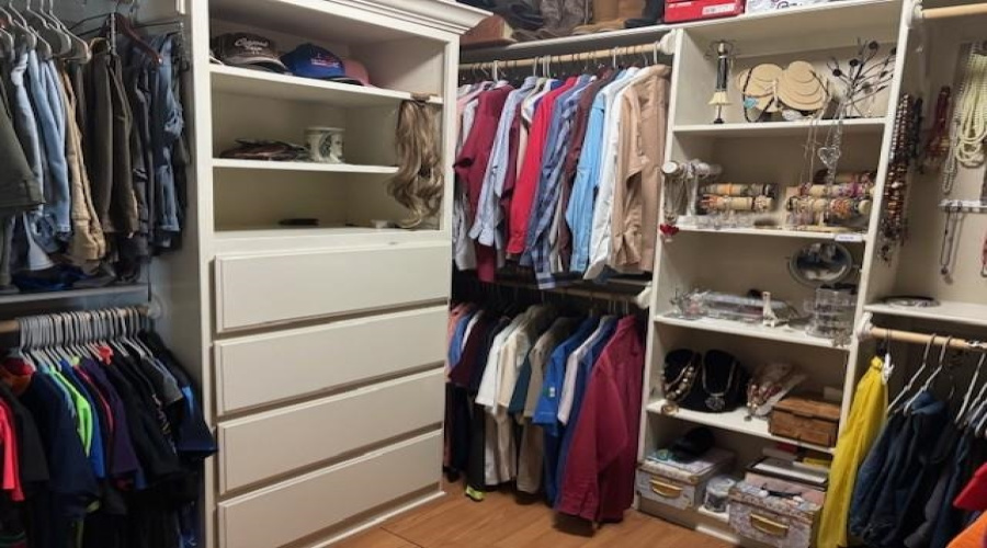 114 Sun Ray Lp, LAREDO, Texas 78041-6413, 3 Bedrooms Bedrooms, 6 Rooms Rooms,2 BathroomsBathrooms,Residential,For Rent,114 Sun Ray Lp,20254629 114 Sun Ray Lp, LAREDO, Texas 78041-6413, 3 Bedrooms Bedrooms, 6 Rooms Rooms,2 BathroomsBathrooms,Residential,For Rent,114 Sun Ray Lp,20254629