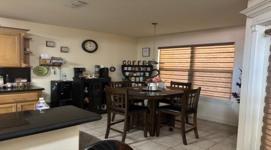 114 Sun Ray Lp, LAREDO, Texas 78041-6413, 3 Bedrooms Bedrooms, 6 Rooms Rooms,2 BathroomsBathrooms,Residential,For Rent,114 Sun Ray Lp,20254629 114 Sun Ray Lp, LAREDO, Texas 78041-6413, 3 Bedrooms Bedrooms, 6 Rooms Rooms,2 BathroomsBathrooms,Residential,For Rent,114 Sun Ray Lp,20254629