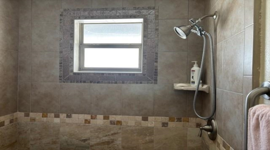 114 Sun Ray Lp, LAREDO, Texas 78041-6413, 3 Bedrooms Bedrooms, 6 Rooms Rooms,2 BathroomsBathrooms,Residential,For Rent,114 Sun Ray Lp,20254629 114 Sun Ray Lp, LAREDO, Texas 78041-6413, 3 Bedrooms Bedrooms, 6 Rooms Rooms,2 BathroomsBathrooms,Residential,For Rent,114 Sun Ray Lp,20254629