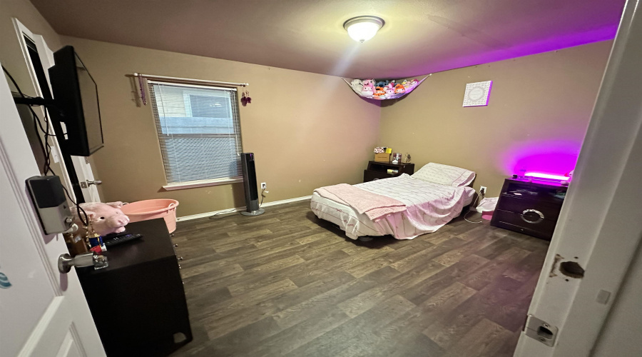 5712 Saint Iada Ln, Laredo, Texas 78046-9999, 3 Bedrooms Bedrooms, 5 Rooms Rooms,2 BathroomsBathrooms,Residential,For Sale,5712 Saint Iada Ln,20254630