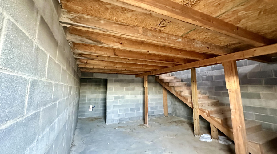 5712 Saint Iada Ln, Laredo, Texas 78046-9999, 3 Bedrooms Bedrooms, 5 Rooms Rooms,2 BathroomsBathrooms,Residential,For Sale,5712 Saint Iada Ln,20254630