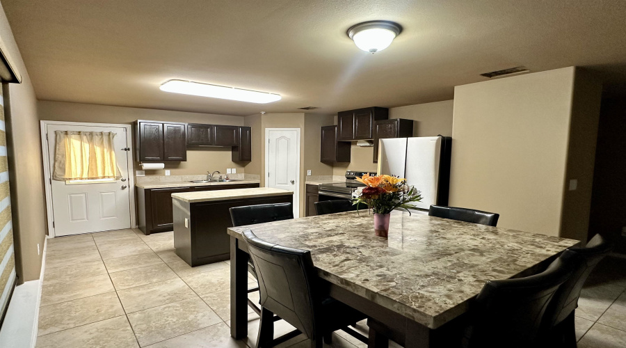 5712 Saint Iada Ln, Laredo, Texas 78046-9999, 3 Bedrooms Bedrooms, 5 Rooms Rooms,2 BathroomsBathrooms,Residential,For Sale,5712 Saint Iada Ln,20254630