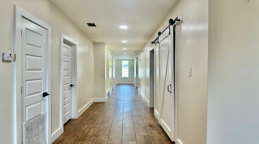 4705 San Francisco Ave, Laredo, Texas 78041, 5 Bedrooms Bedrooms, 8 Rooms Rooms,3 BathroomsBathrooms,Residential,For Rent,4705 San Francisco Ave,20254632