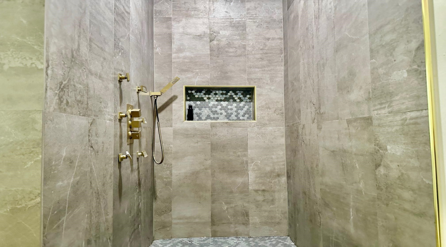 4705 San Francisco Ave, Laredo, Texas 78041, 5 Bedrooms Bedrooms, 8 Rooms Rooms,3 BathroomsBathrooms,Residential,For Rent,4705 San Francisco Ave,20254632