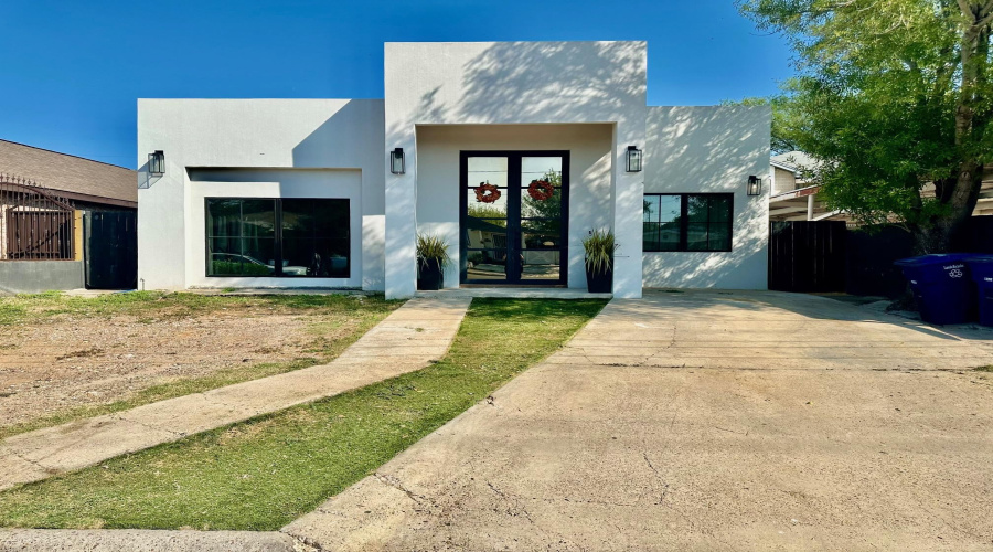 4705 San Francisco Ave, Laredo, Texas 78041, 5 Bedrooms Bedrooms, 8 Rooms Rooms,3 BathroomsBathrooms,Residential,For Rent,4705 San Francisco Ave,20254632