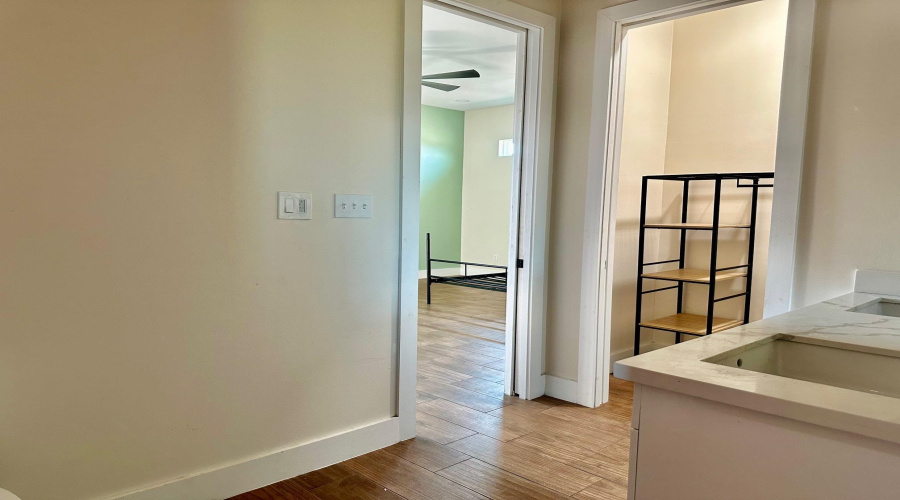 4705 San Francisco Ave, Laredo, Texas 78041, 5 Bedrooms Bedrooms, 8 Rooms Rooms,3 BathroomsBathrooms,Residential,For Rent,4705 San Francisco Ave,20254632