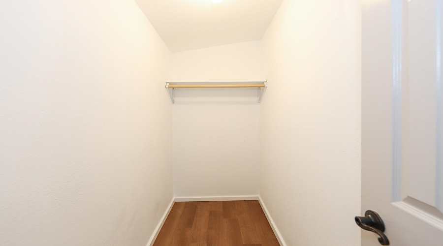 904 E Montgomery St, LARED0, Texas 78040, 4 Bedrooms Bedrooms, 7 Rooms Rooms,2 BathroomsBathrooms,Residential,For Sale,904 E Montgomery St,20254633