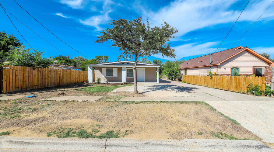 904 E Montgomery St, LARED0, Texas 78040, 4 Bedrooms Bedrooms, 7 Rooms Rooms,2 BathroomsBathrooms,Residential,For Sale,904 E Montgomery St,20254633